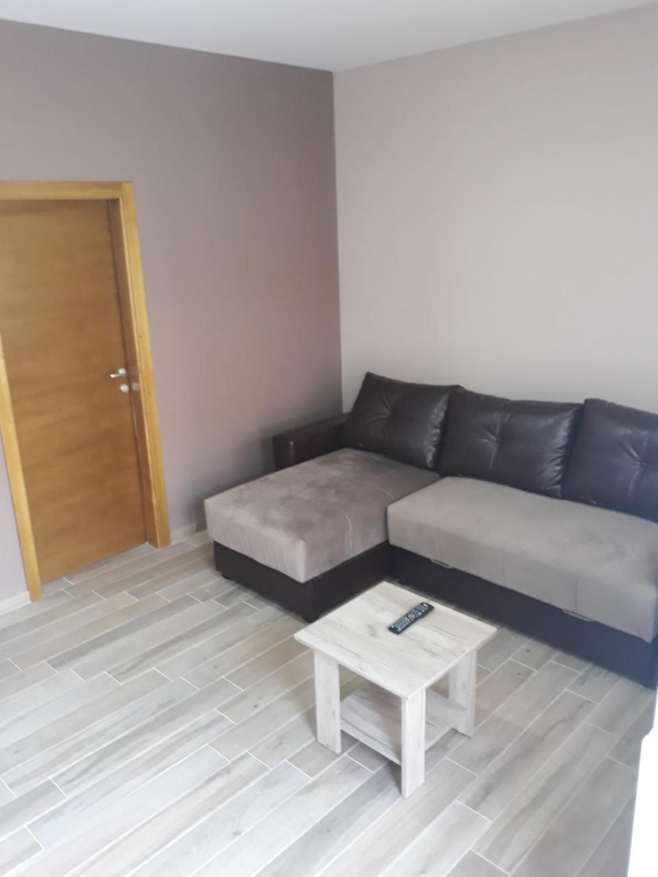 Apartmani Radulovic Vrnjacka Banja Ngoại thất bức ảnh