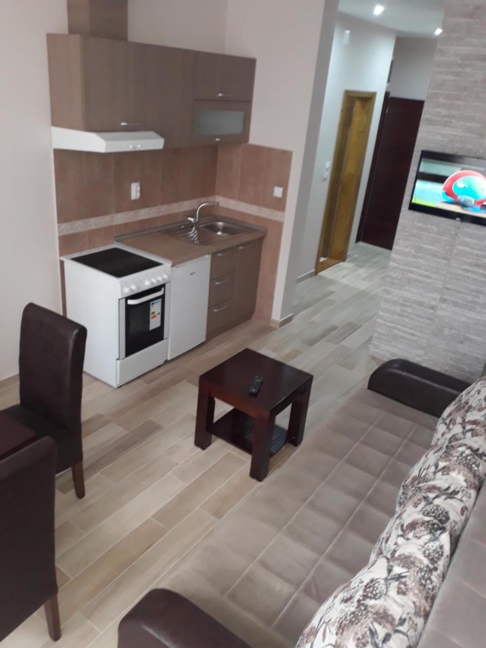 Apartmani Radulovic Vrnjacka Banja Ngoại thất bức ảnh